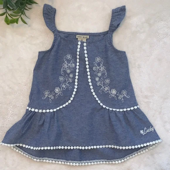Lucky Brand Chambray Swing Top 4T Ruffle Straps EUC Embroidered Floral Design - Picture 1 of 10